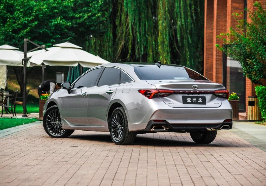 送走老凯美瑞喜新厌旧的我为何选亚洲龙