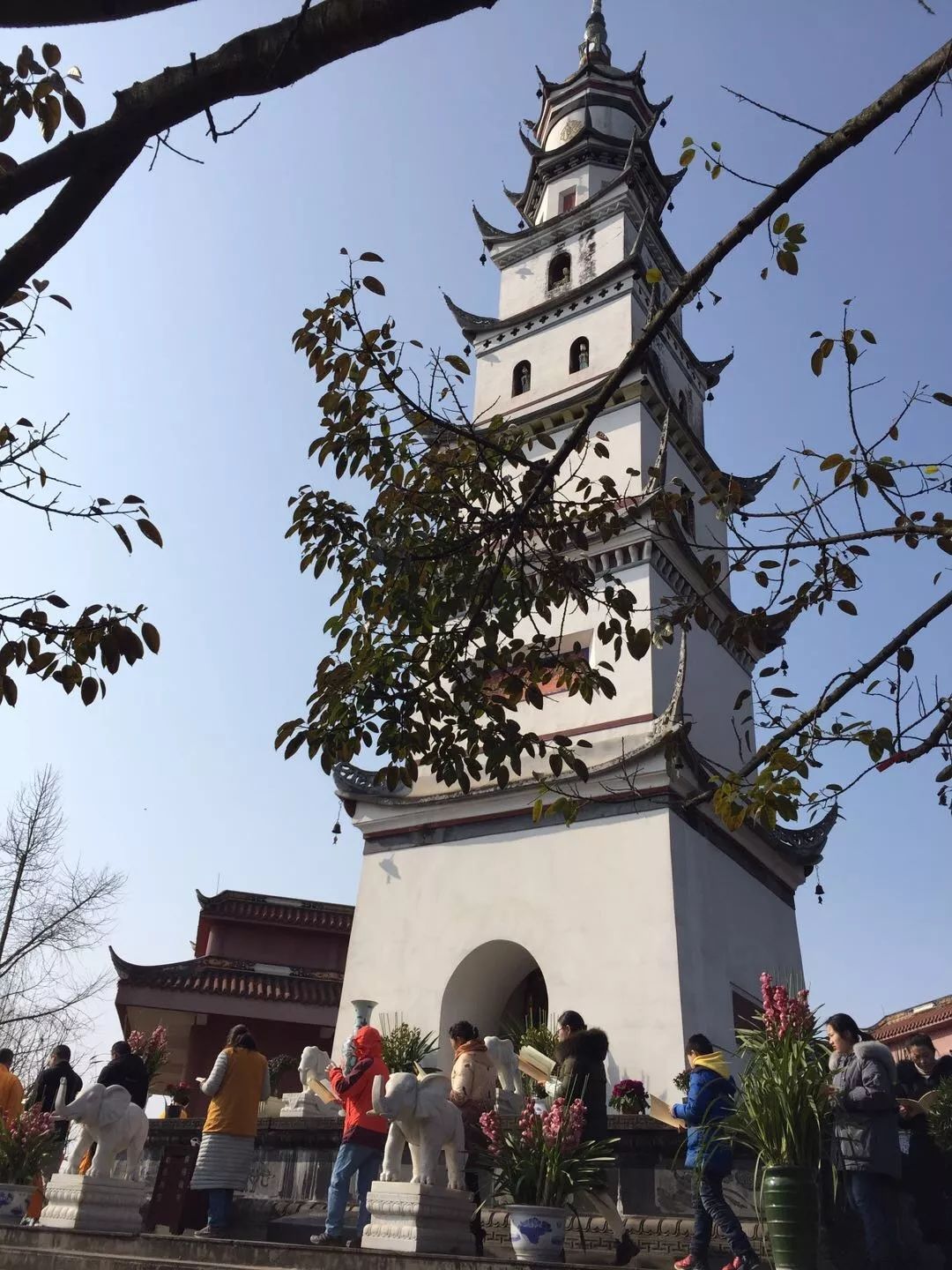 崇州·白塔寺辞旧迎新普供祈福法会圆满