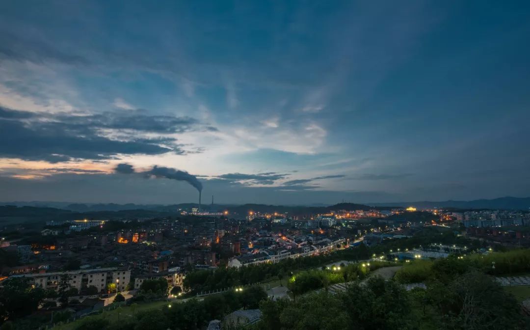 红豆201912散文空间闻见合山石一宁