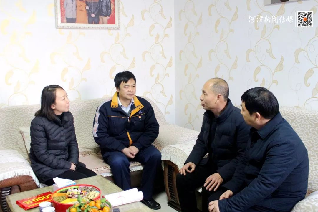 我市市委常委,宣传部部长杨赟参加慰问.