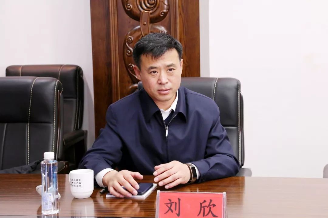 市委副书记市长王一兵到我县走访慰问优秀专家