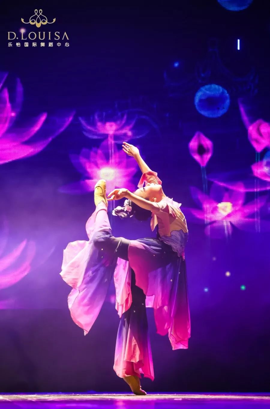 乐怡舞蹈2020年舞韵飞扬独舞专场完美谢幕