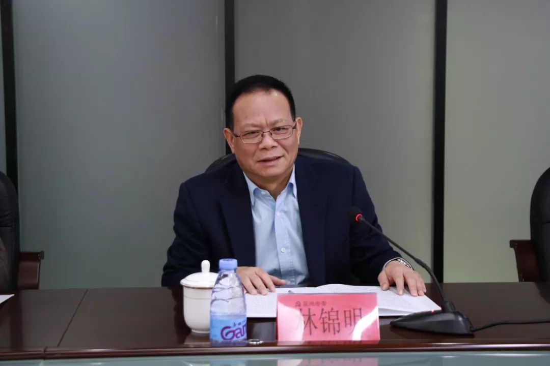 泉州市委常委政法委书记林锦明到泉州监狱慰问