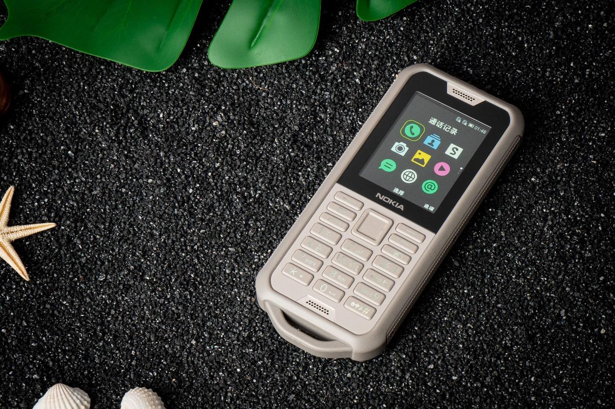 内味儿十足的诺基亚800是青春的气息