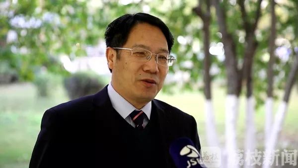 江苏师范大学校长周汝光表示,学校将继续强化服务,突出引领,推动心理
