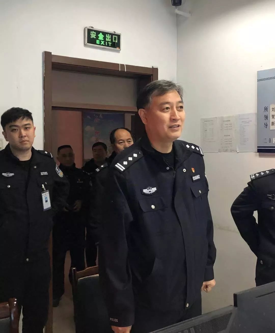 在看守所和拘留所刘旭峰同志详细了解了监管值班和在押人员的状况并