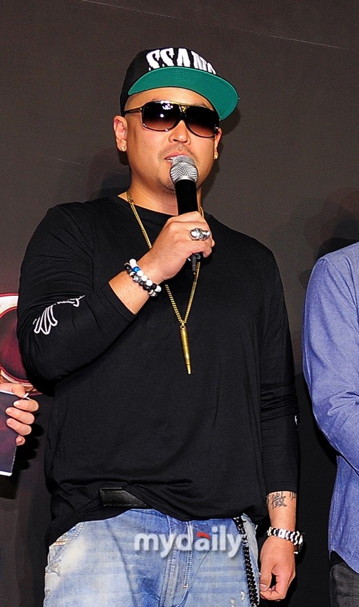 韩国歌手吉成俊酒驾丑闻两年后首次复出出演channela节目