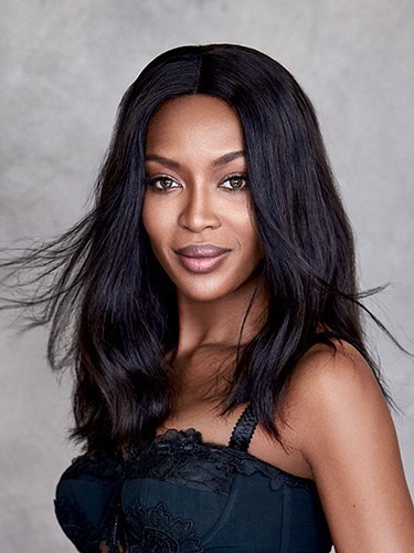 t台上最闪耀的黑珍珠传奇超模naomicampbell