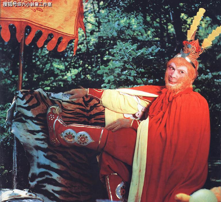 六小龄童与央视版电视剧《西游记》的部分主创参与录制的《中国文艺