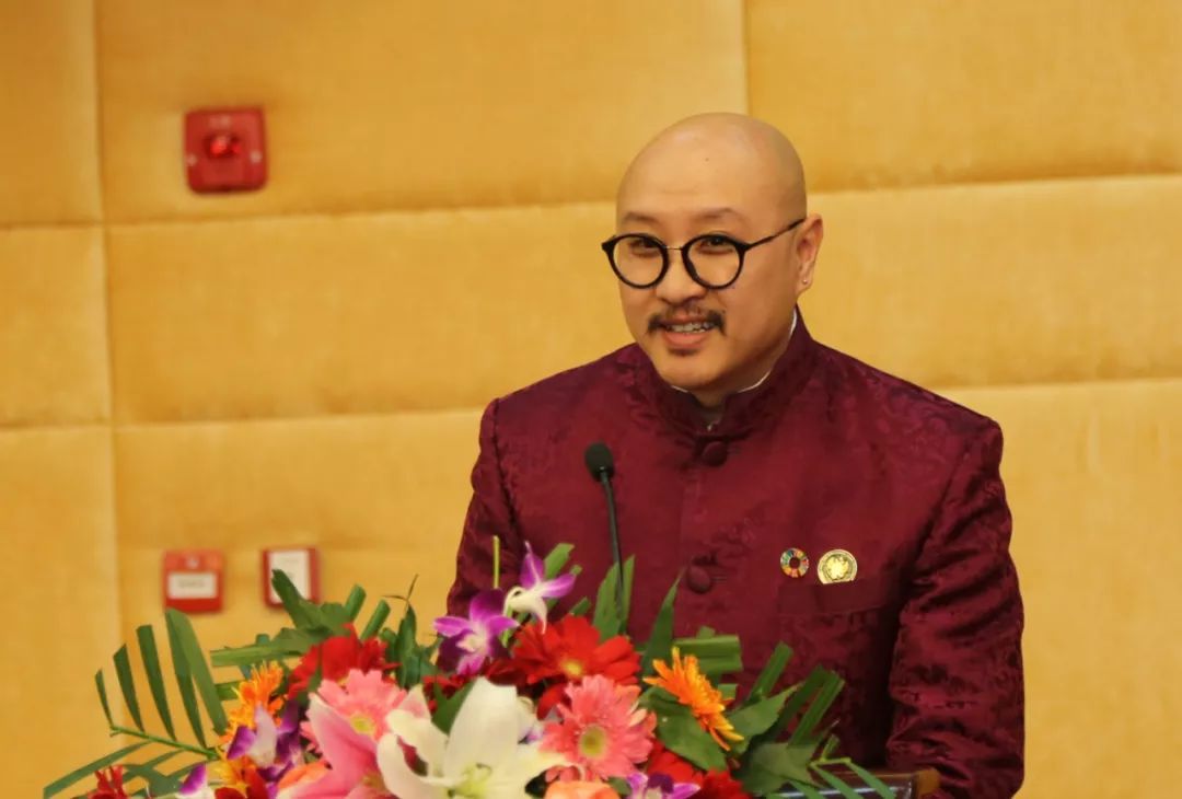 "空气制水之父"拿督斯里吴达镕获辉煌70年科技终身成就奖_资源