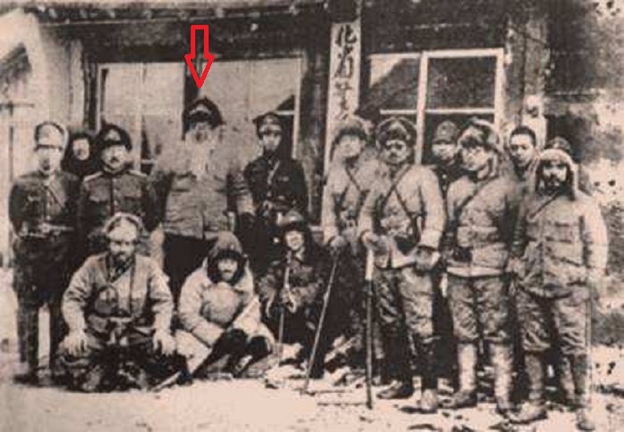 杀害杨靖宇后,程斌一直跟着主子岸谷隆一郎在中国四处作恶.