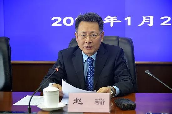 省生态环境厅固体废物与化学品处处长赵瑞:下面,请赵处长介绍有关情况