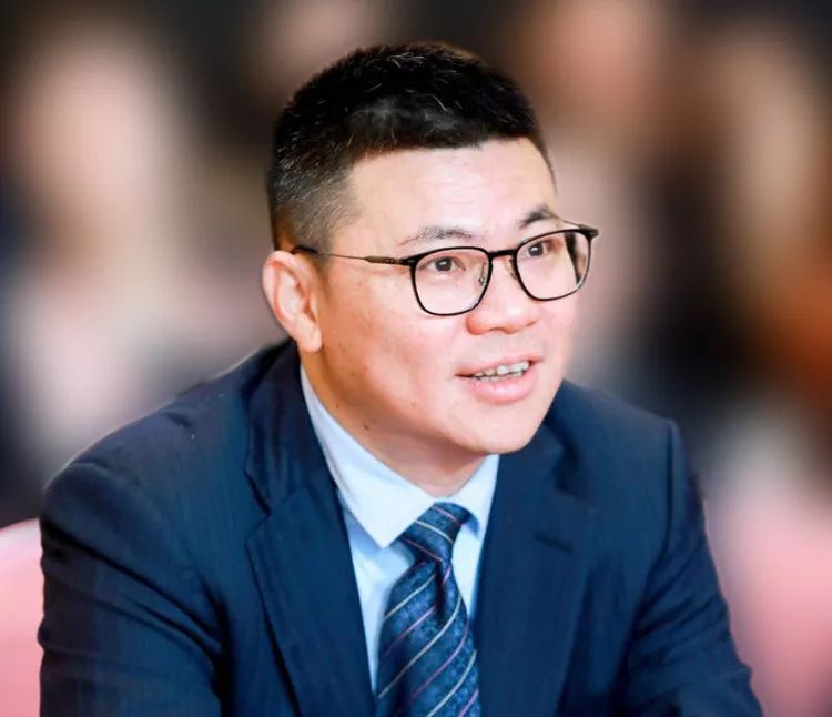 程东方先生建发答案"放弃博弈,资源共享,增值服务,追