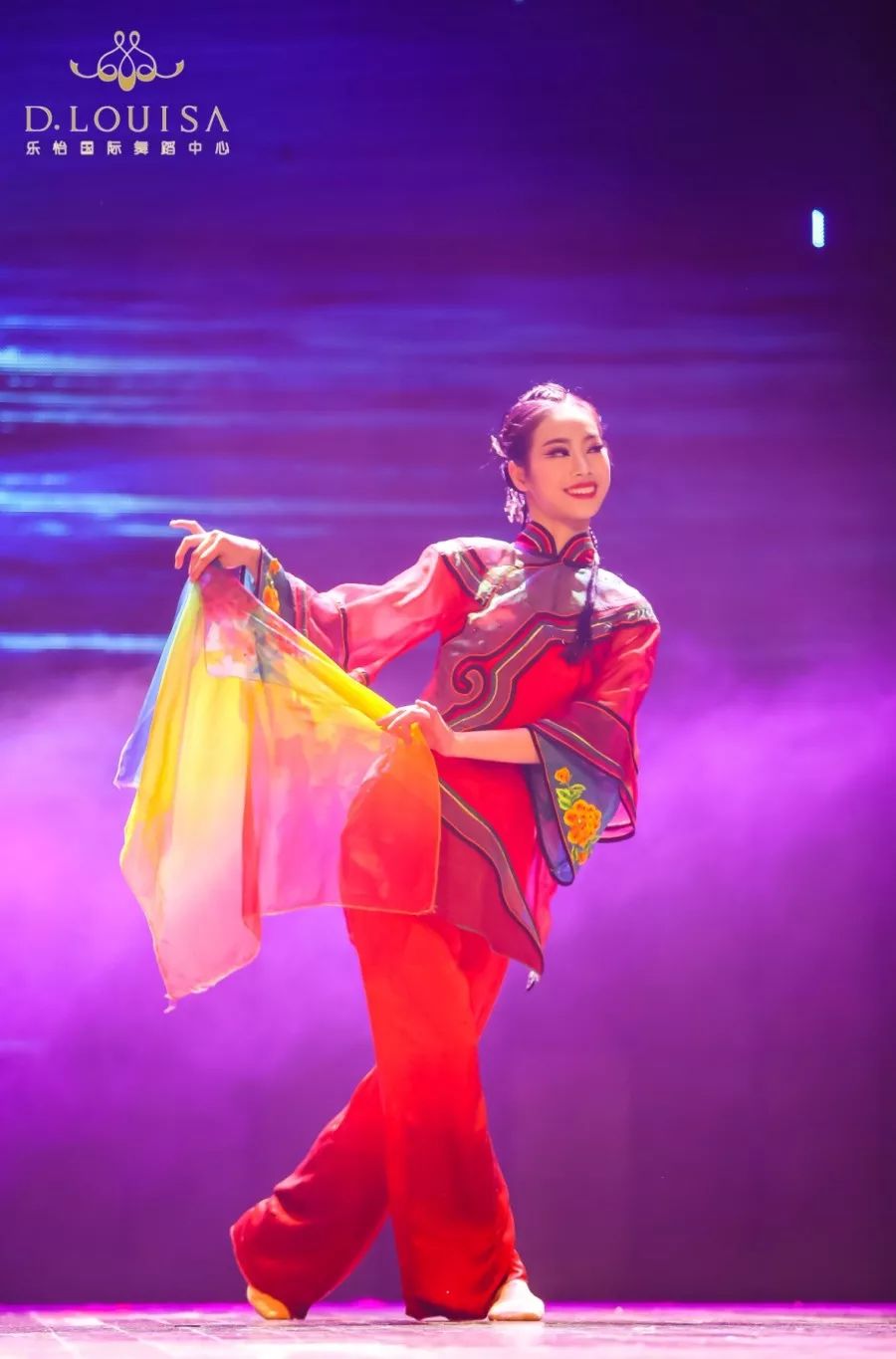 乐怡舞蹈2020年舞韵飞扬独舞专场完美谢幕