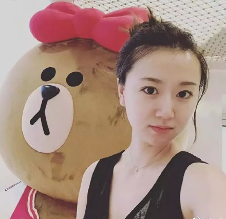 原创大反转雪子反击起诉郝云经纪人和乐队贝斯手并曝郝云更多内幕