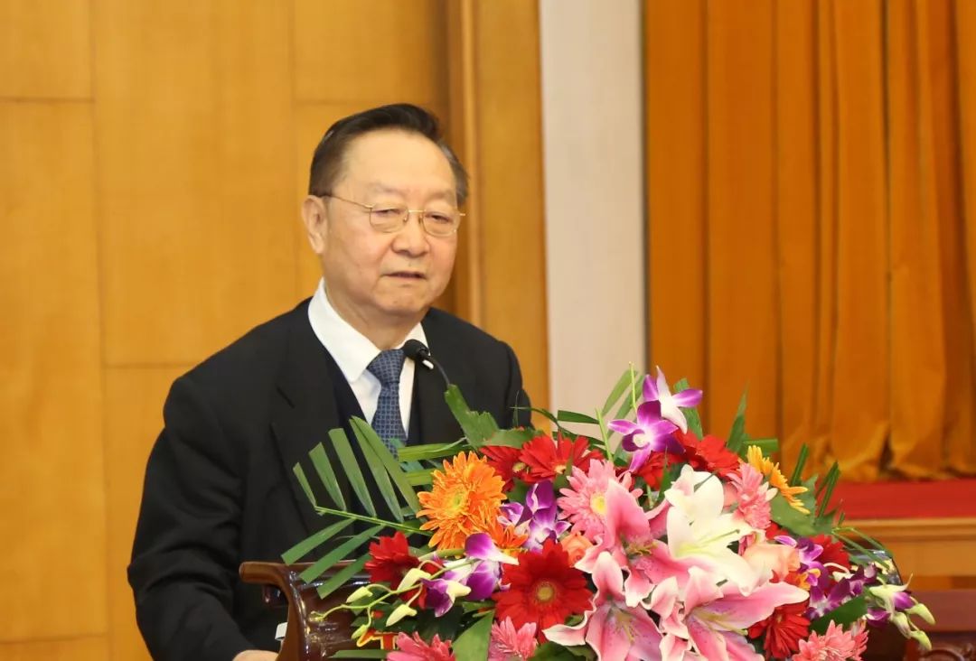 "空气制水之父"拿督斯里吴达镕获辉煌70年科技终身成就奖_资源