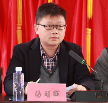 工作进行强调镇党委副书记李世成就年终社会维稳工作进行安排部署会上