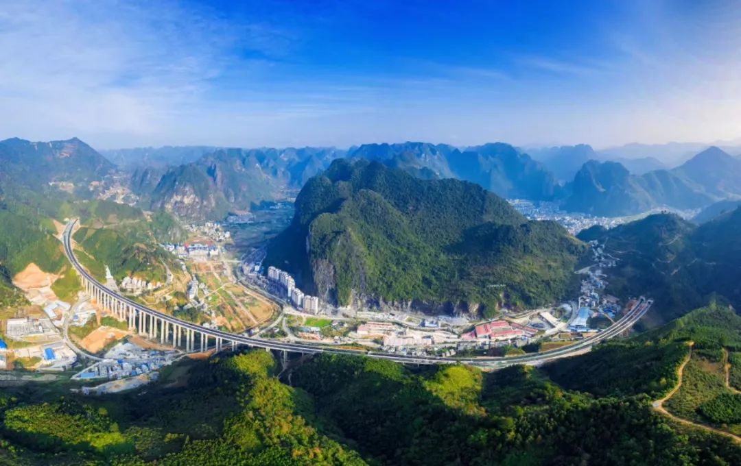 樂業兩大景區免費遊!全國鐵路工人有福利啦!_百色市