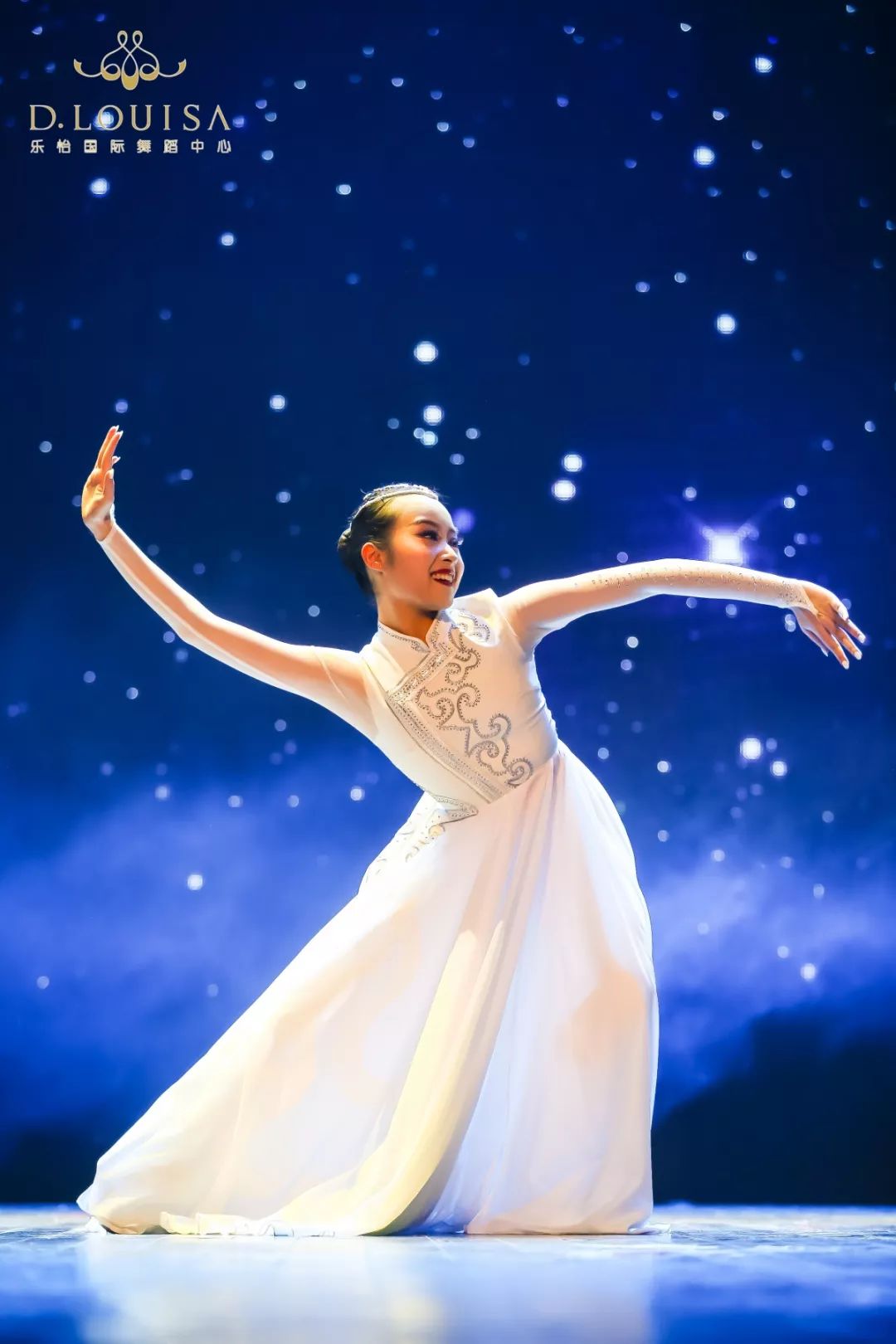 乐怡舞蹈2020年舞韵飞扬独舞专场完美谢幕