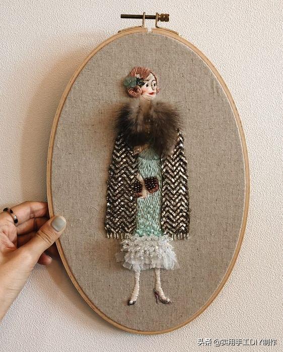 刺绣作品精美的时尚风格人物刺绣图作品欣赏