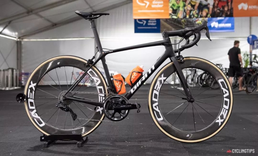 ccc车队(ccc team)▲bora-hansgrohespecialized s-works tarmac disc