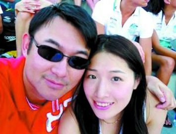 原创她曾是游泳奥运冠军,退役后3年育2儿,如今和大10岁老公生活幸福