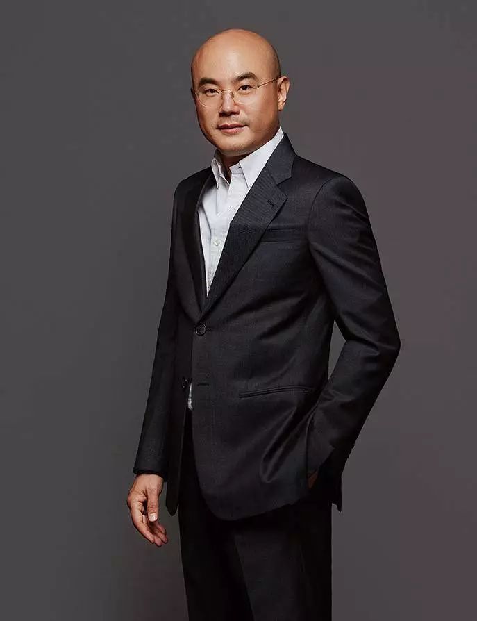 他,就是把吉野家,dq冰淇淋引入中国市场,并发扬光大的洪明基,也是合兴