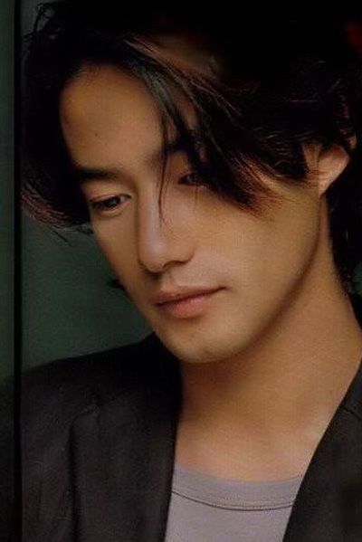 20位日本大叔级明星年轻时好看到爆炸