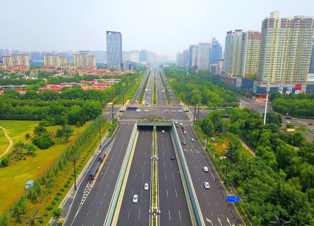 洛阳玄武门大街图片