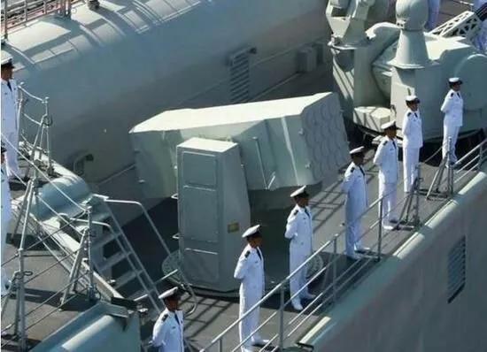 对比国产红旗-10导弹,以色列铁穹真是物美价廉的好货