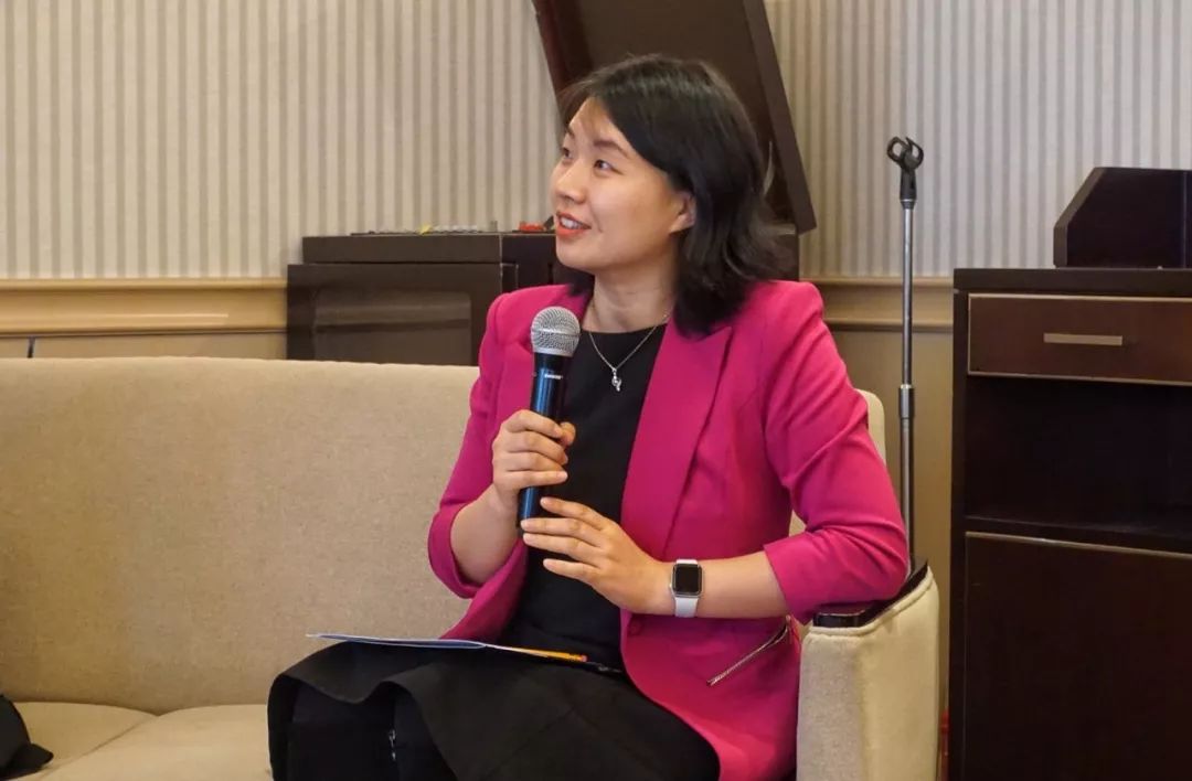 对外经济贸易大学国际经济研究院助理研究员李丽博士介绍了负责任商业