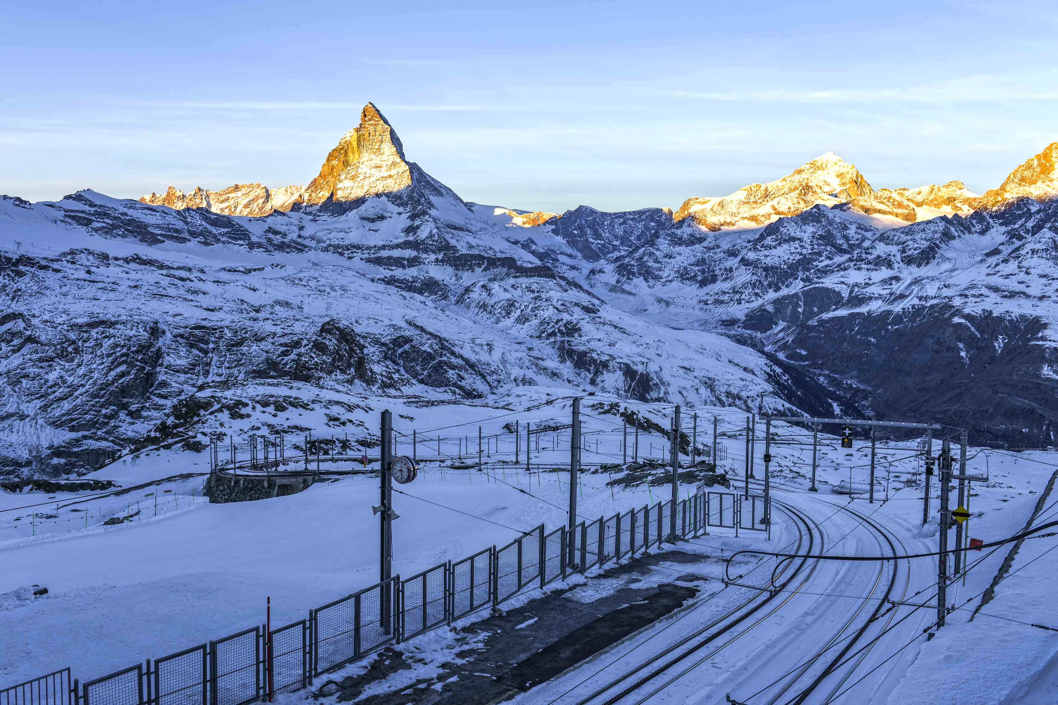 瑞士冬日宛如冰雪童话世界,与山王马特洪峰比肩,挑战-30°c冰屋