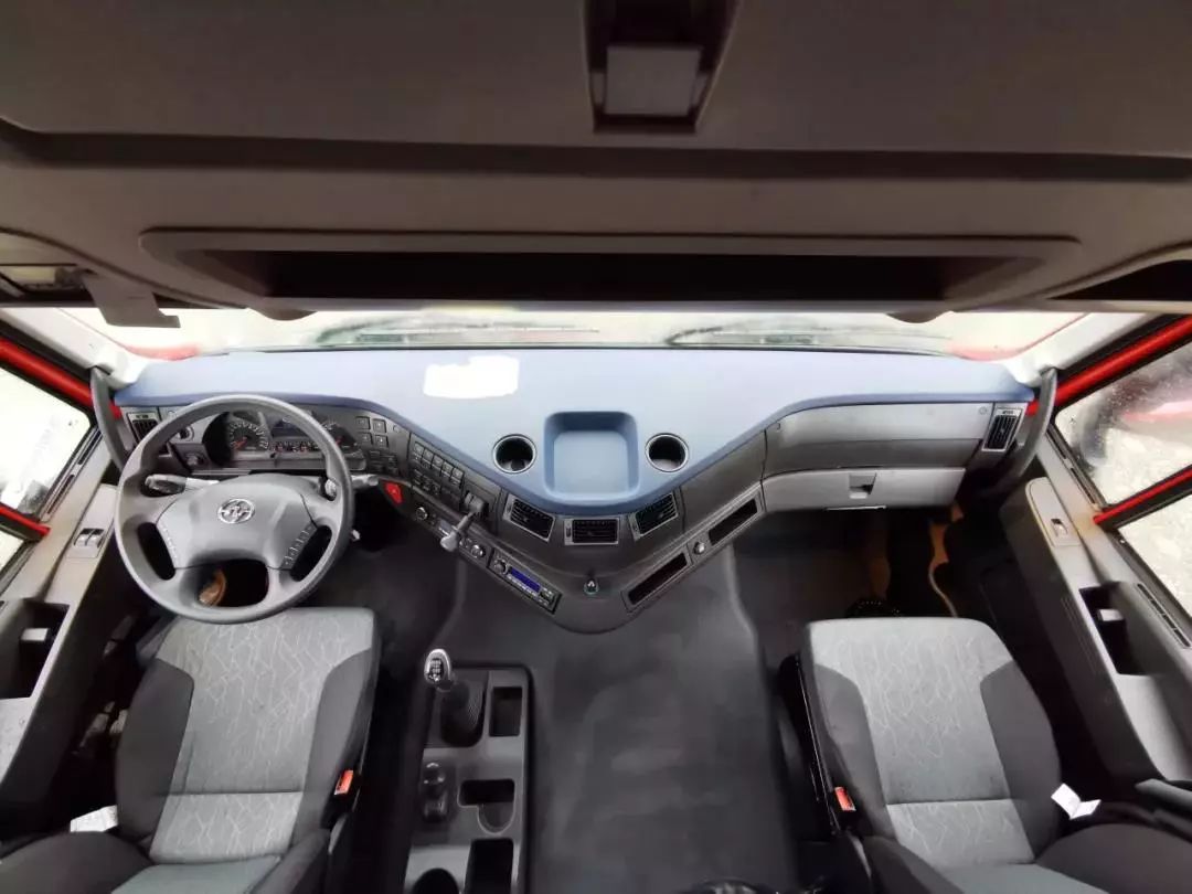 聚焦 | 多元动力,赢战国六!上汽红岩国六柴油杰狮c6牵引车王者归来