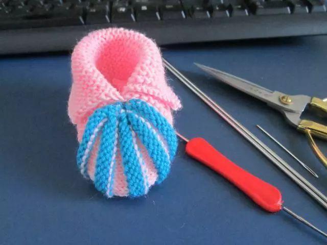 新款宝宝毛线鞋,漂亮又实用,宝妈们一起编织吧