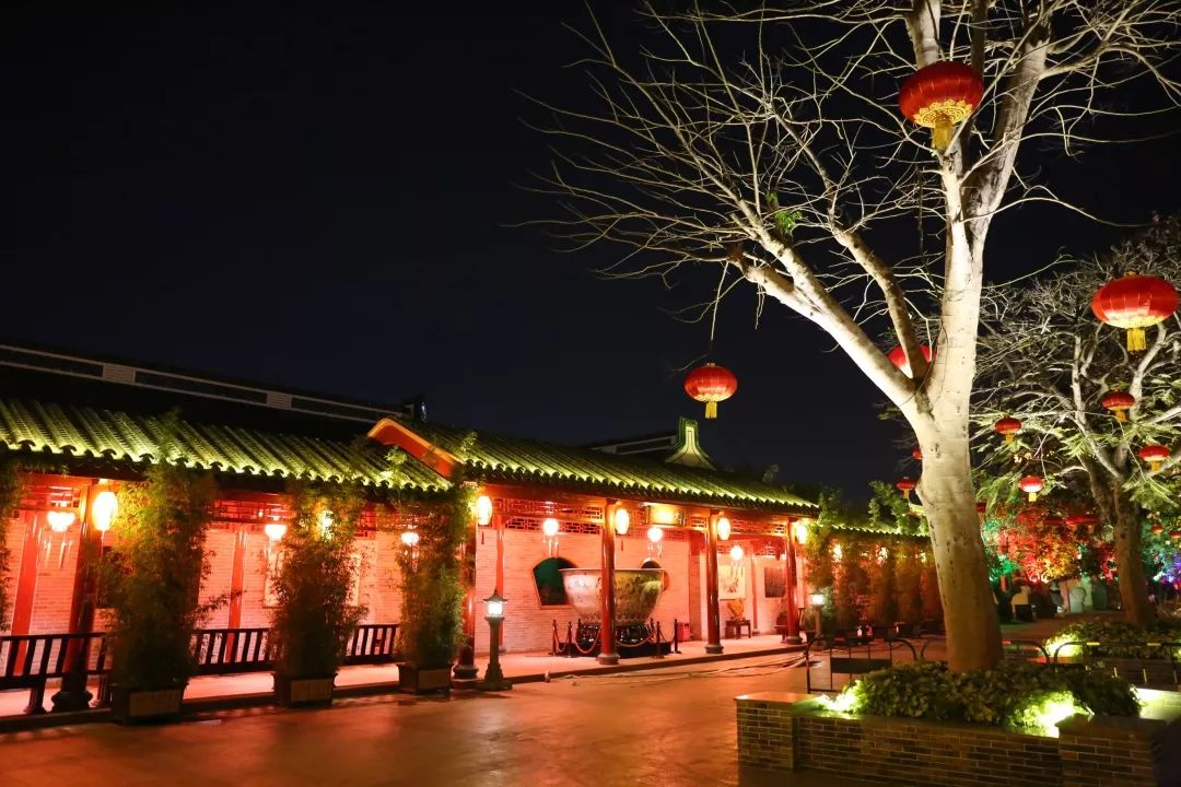 玄武山焕然一新,喜气洋洋,张灯结彩迎新春!