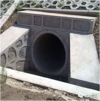 边坡防护之疏排水方式讲解及实例分析地表地下都有了