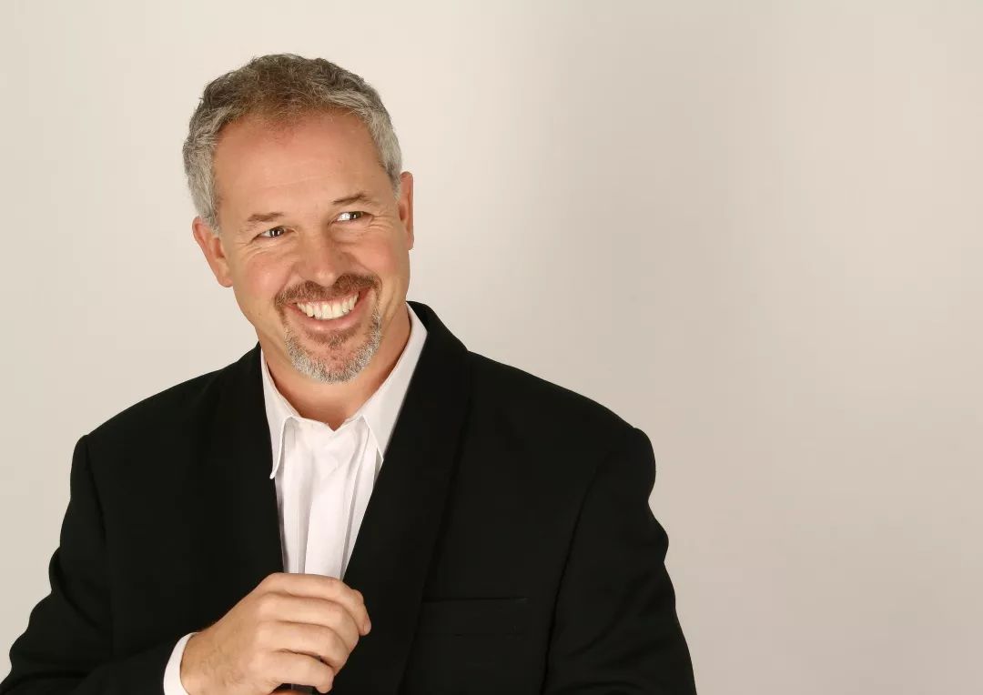 布伦登·冈内尔齐格蒙德克劳斯·彼得·弗洛指挥1280 / 880 / 680