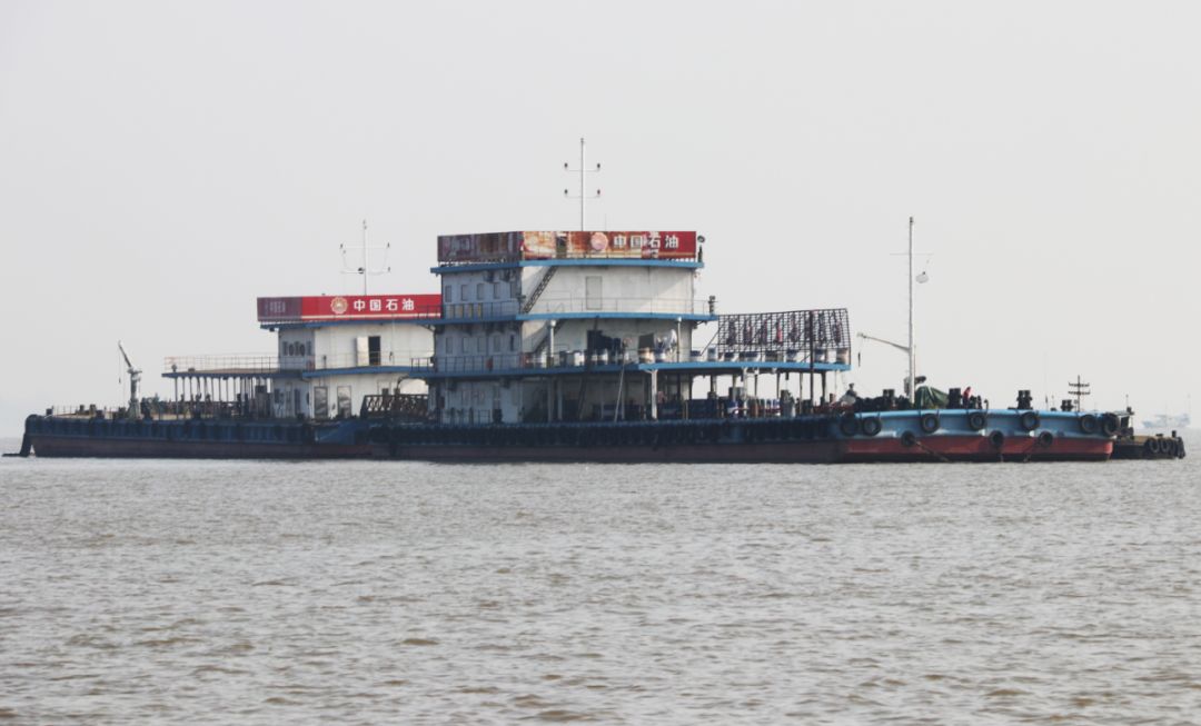 这就是我——安徽销售白马洲水上加油站,我家住在长江尾,一面朝天