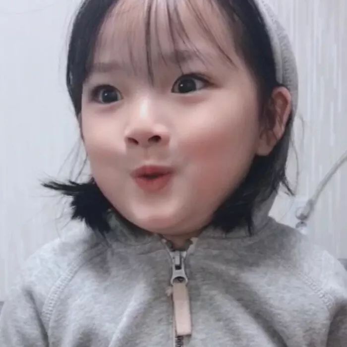 头像肚子又在打鼓了头发也在做自由落体运动