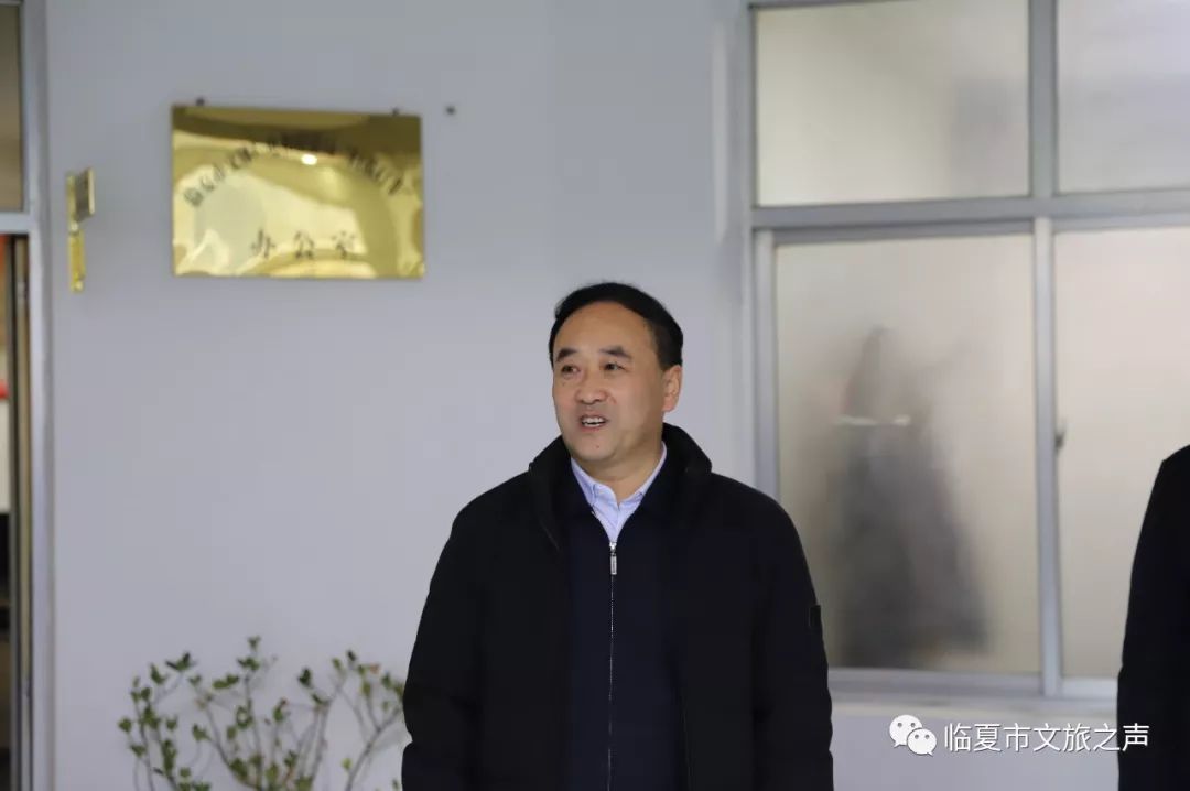 在新春佳节来临之际,1月22日下午,州委常委,市委书记曹正民,市委副