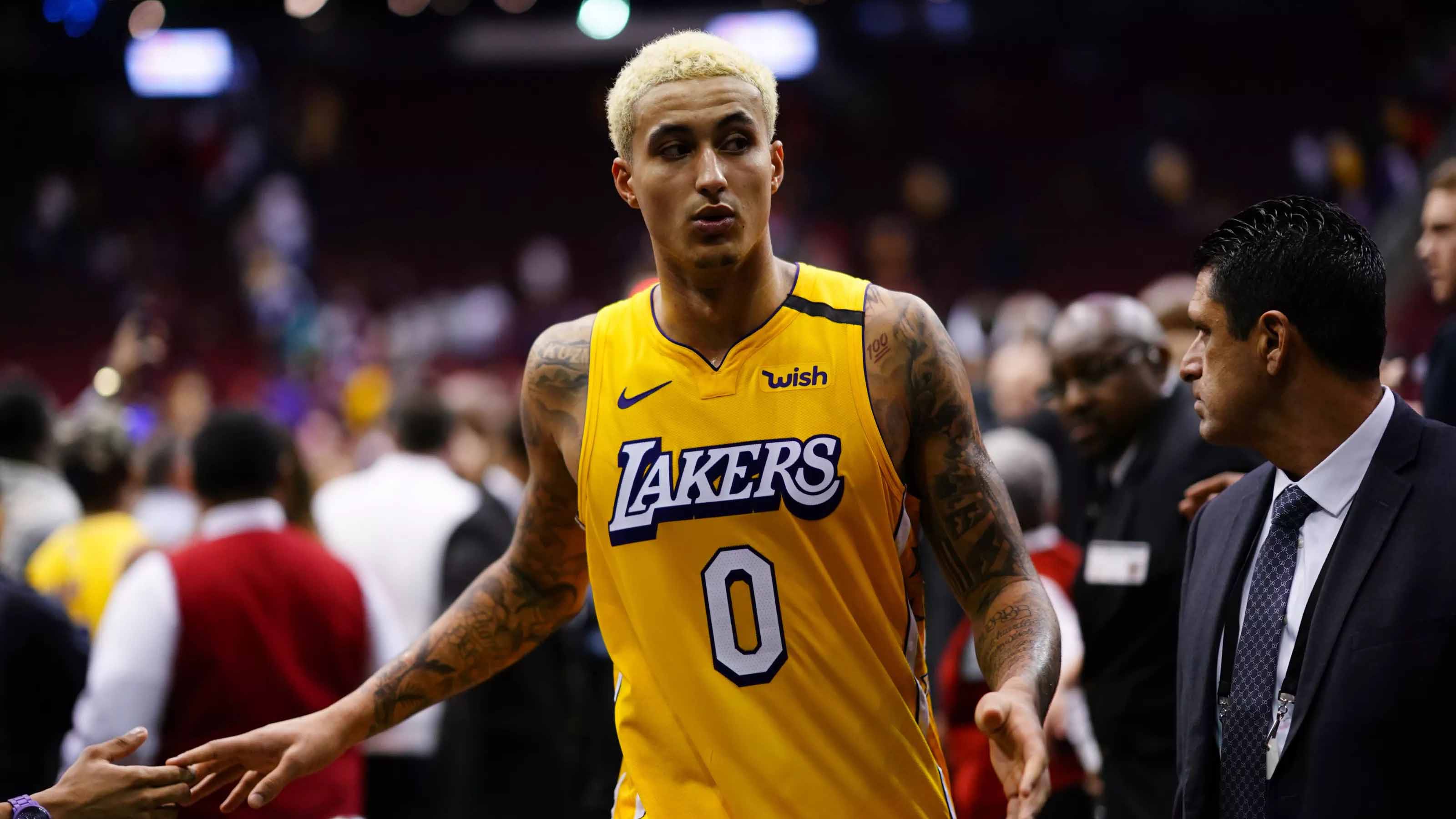 奎因-库克交换罗斯的交易能在工资帽限制情况下顺利被推动,或许湖人也