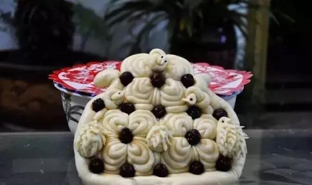 腊月二十九发面蒸馒头新的一年蒸蒸日上