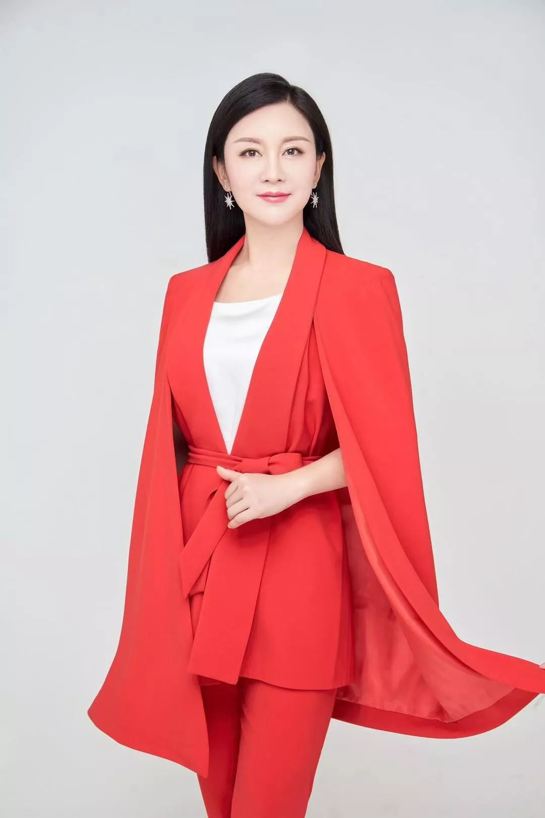 她28岁晋升月薪从6k到10万中国式送礼藏着你的贵人和机遇