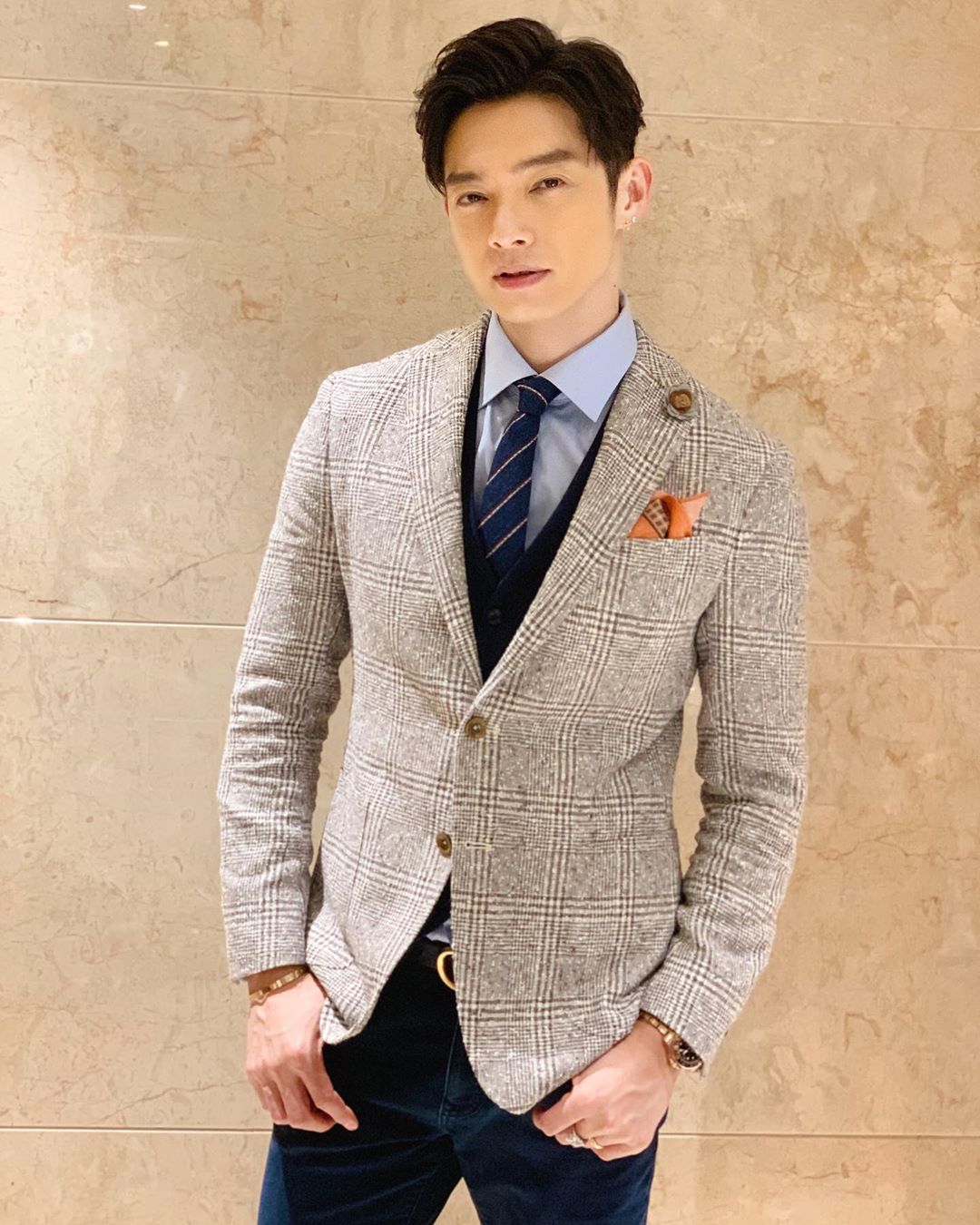 曾之乔嫁入豪门辰亦儒身份被起底隐藏的富二代