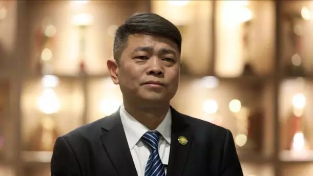 四川省成都列五中学副校长石晓波诗的语言,典藏着五千年悠久的历史