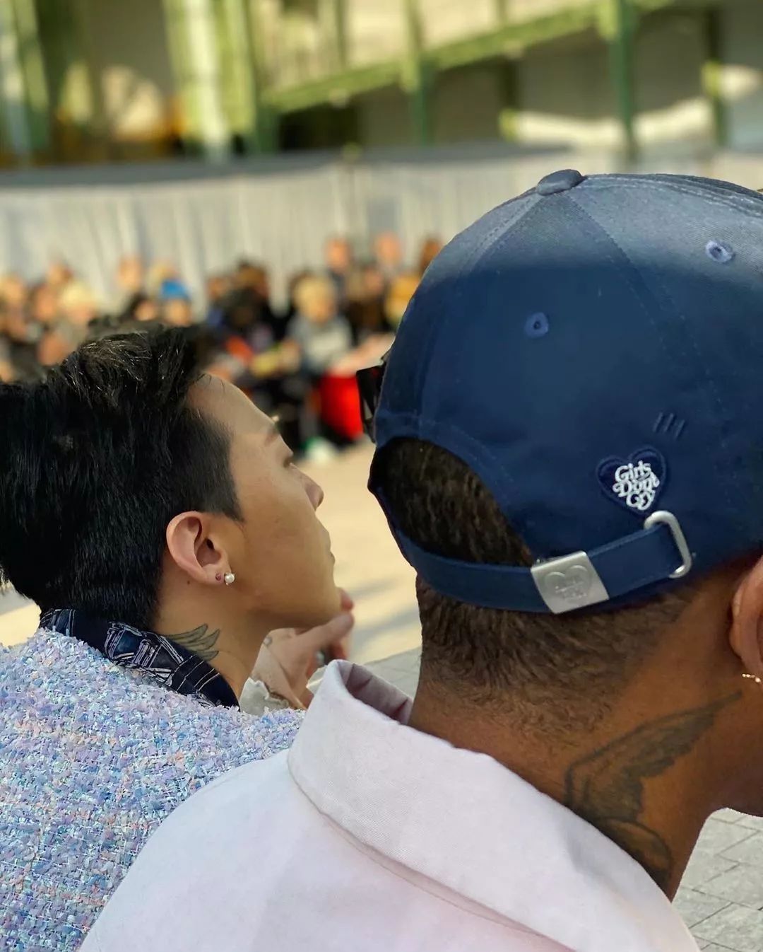 权志龙和菲董有很多共同点例如身高