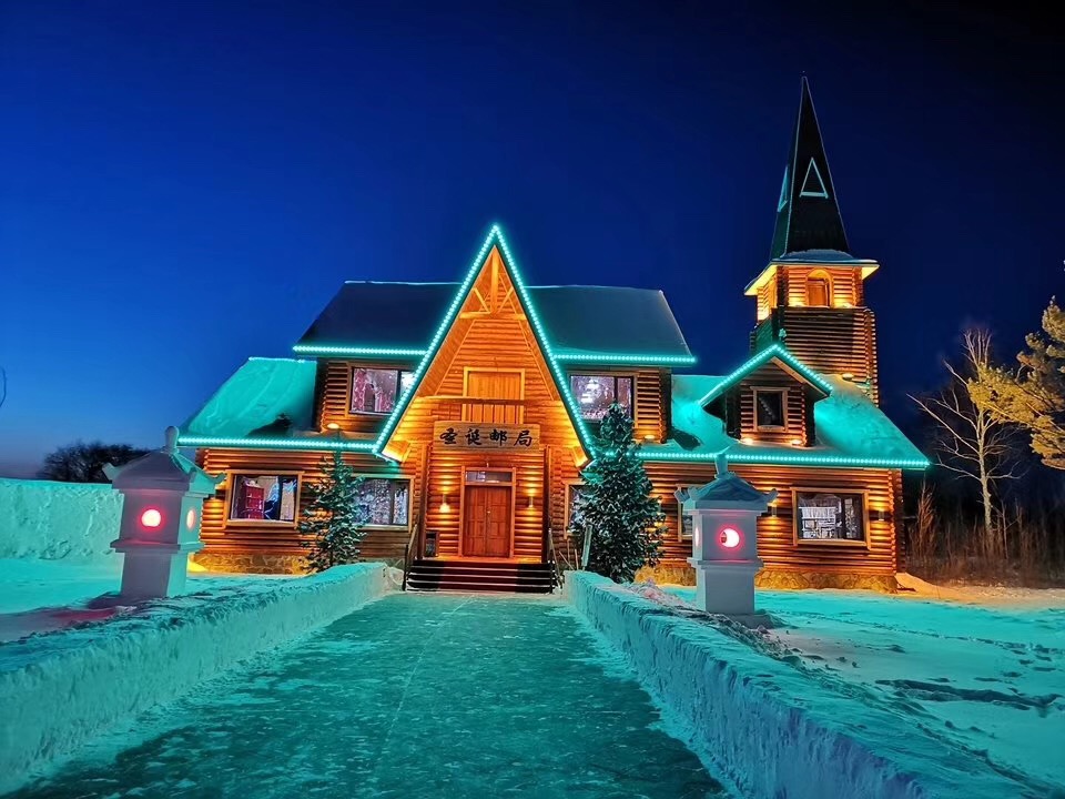 大东北的绝美童话世界漠河北极圣诞村极具冰雪魅力的文化盛宴