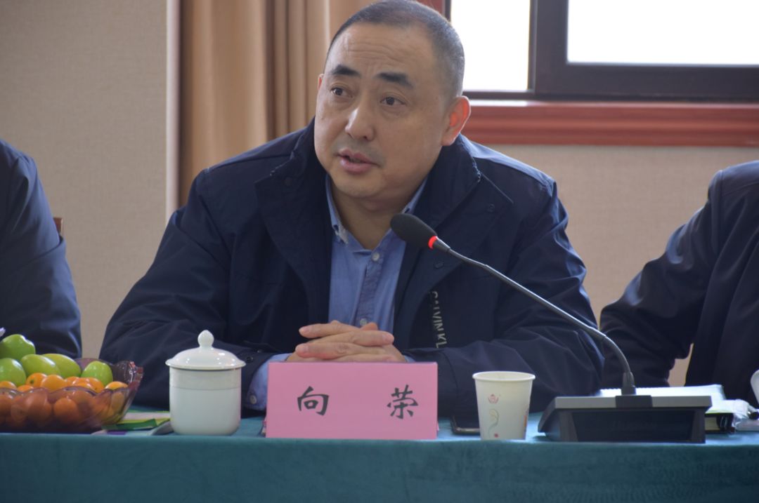 社会各界人士交流发言朱沱镇党委书记冯昭华讲话朱沱镇