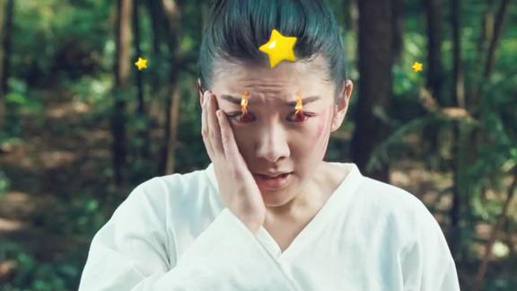 财神客栈:火龙女坚信自己的剑比对方的手快,结果被打得眼冒金星