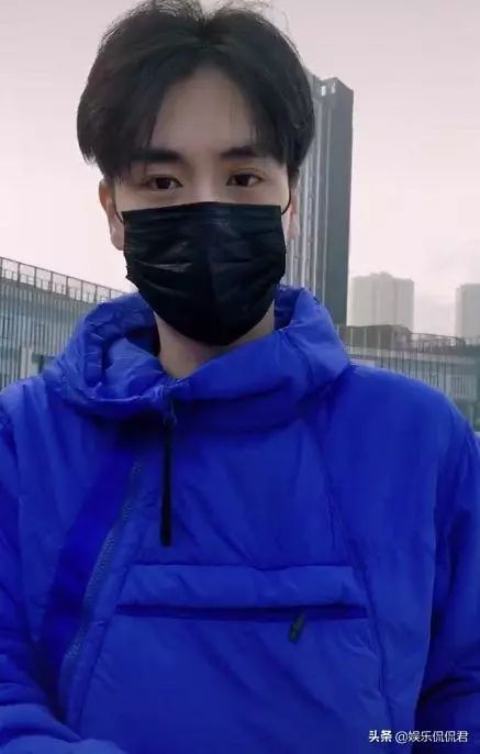 胡一天的腿到底多长看到与粉丝腿的对比图这真有点扎心了